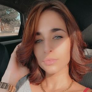 Meet your Posher, Jenipher